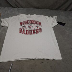 Wisconsin Badgers Shirt Mens Large Captivating White NCAA Short Sleeve Crew NEW